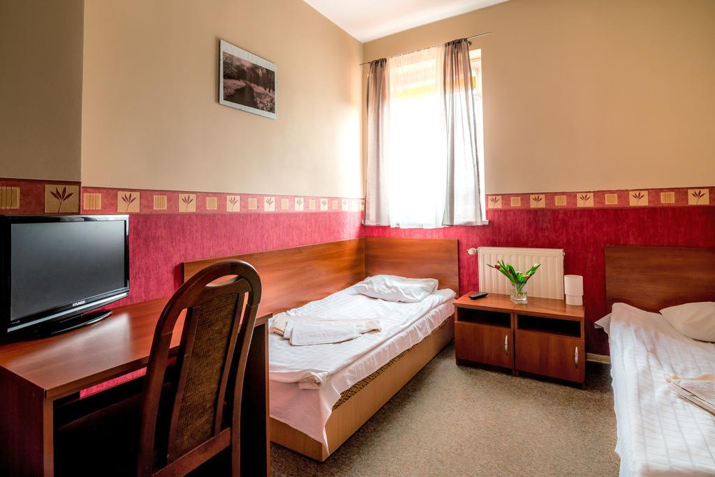 Tamada Aparthotel Ozorkow Ruang foto