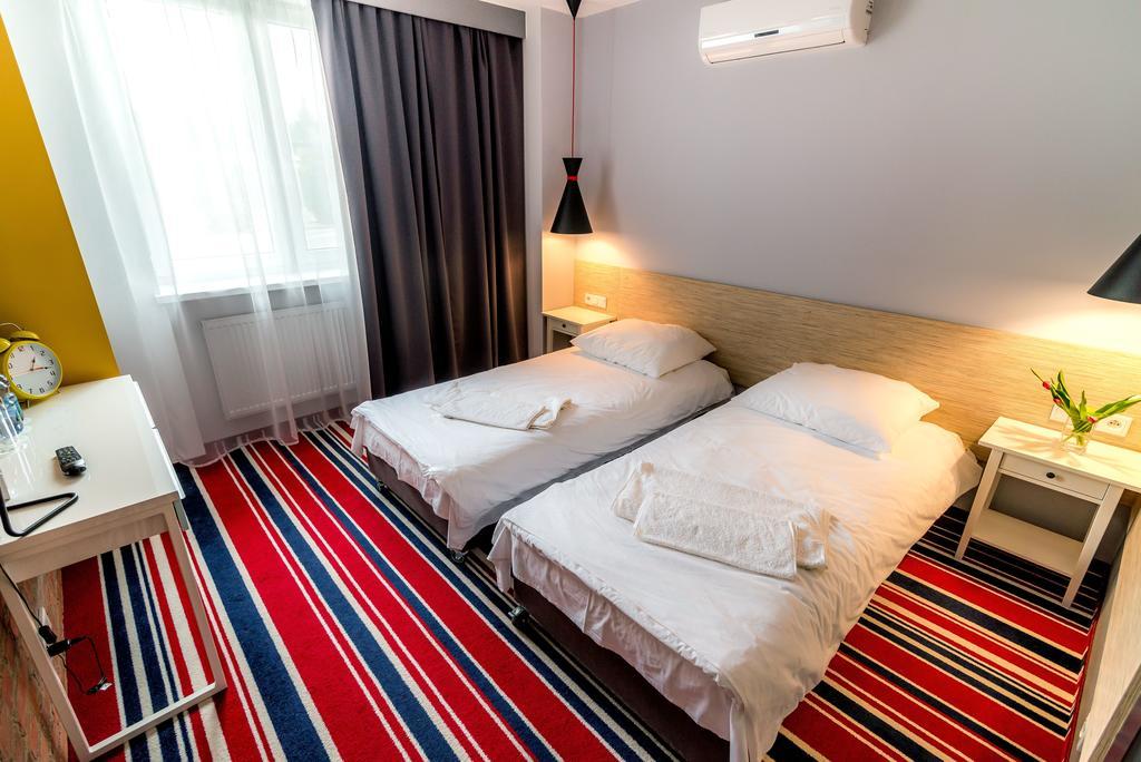 Tamada Aparthotel Ozorkow Ruang foto